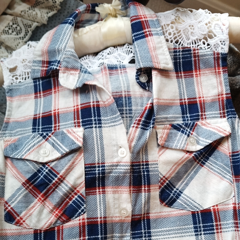 Stella Tweed Red and Blue Plaid Sleeveless Shirt with Lace - Picture 4 of 4